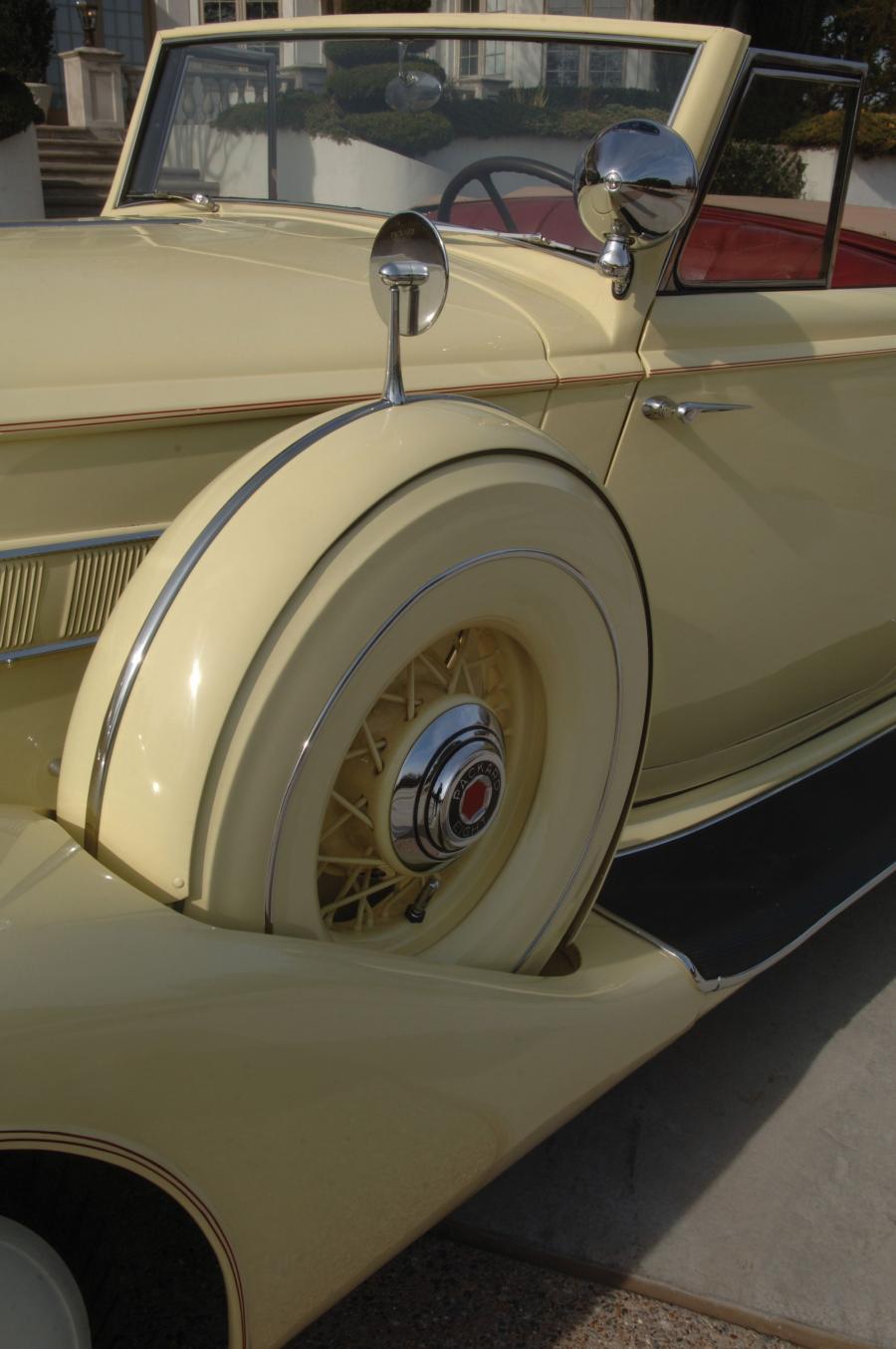  Packard Eight Model 1401 Convertible Coupe 1936 года  (фото 5 из 12)